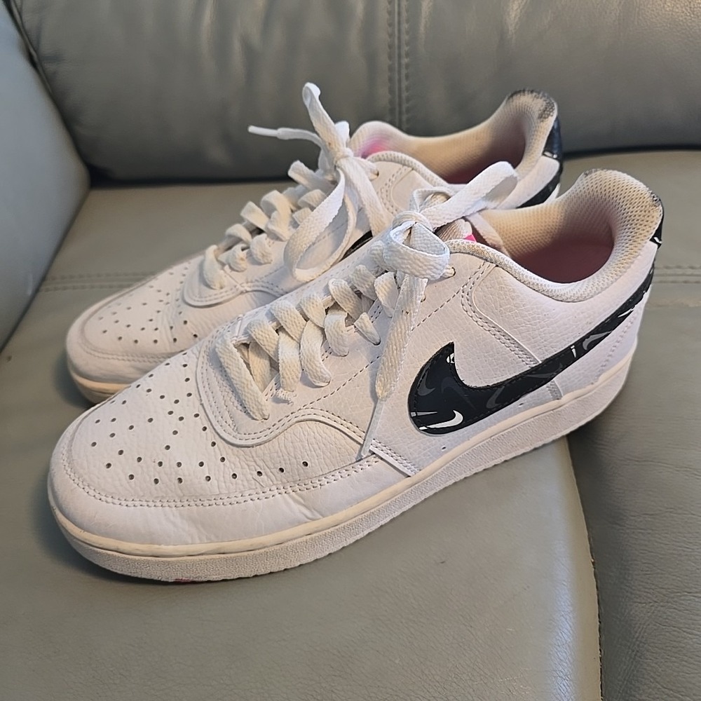 Nike Court Vision Low White Hyper Pink‎ Camo Black Sneakers DM8079-100 Size 8.5